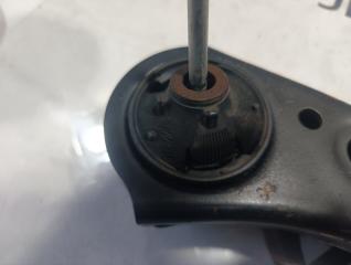 Рычаг правый передний TOYOTA COROLLA ZWE214 2ZRFXE 4806847060 3 ракурс