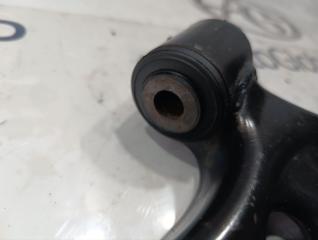 Рычаг правый передний SUZUKI SX4 YB41S J20A 4520179J00 3 ракурс