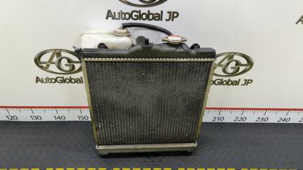 Радиатор основной HONDA HR-V GH4 D16A 19010PELJ01 1 ракурс Радиатор основной HONDA HR-V GH4 D16A 19010PELJ01 1 ракурс