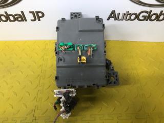 Блок предохранителей HONDA INSIGHT ZE4 LEB 38200TXMJ01 4 ракурс Блок предохранителей HONDA INSIGHT ZE4 LEB 38200TXMJ01 4 ракурс