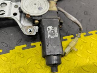 Стеклоподъемник правый задний TOYOTA LAND CRUISER HDJ81 1HDT 6980360010 2 ракурс