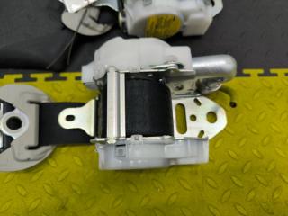 Ремень безопасности передний LEXUS RX450H GYL10 2GRFXE 7321048230C0 3 ракурс