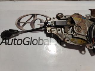 Доводчик двери пятой TOYOTA HARRIER GSU36W 2GR-FE - 3 ракурс