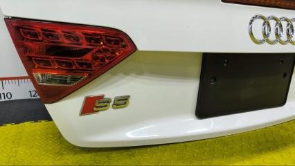 Крышка багажника задняя AUDI S5 8F CAKA 8F0827023D 5 ракурс