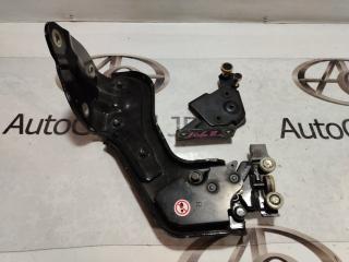 Ролик раздвижной двери правый задний NISSAN SERENA GFNC27 MR20DD 824201VA0B 1 ракурс