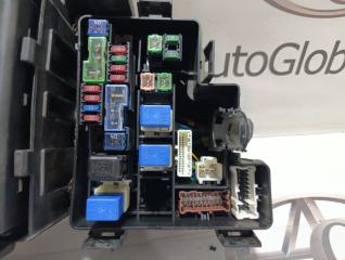 Блок предохранителей под капот NISSAN SERENA GFNC27 MR20DD 243815TA0A 3 ракурс