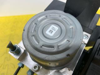 Блок abs MINI COOPER Clubman F54 B47C20A 34515A374A7 4 ракурс