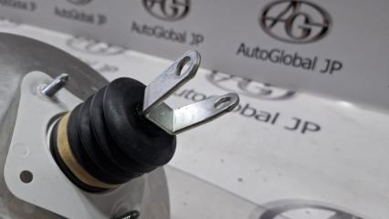 Главный тормозной цилиндр Jaguar XE X760 AJ200 T2H7388 3 ракурс