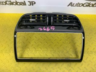 Консоль магнитофона Jaguar XE X760 AJ200 T4A3587 2 ракурс