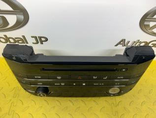 Блок управления климат-контролем Jaguar XE X760 AJ200 GX6318C858EE 3 ракурс