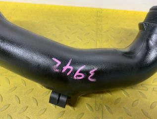 Патрубок интеркулера BMW X5 E70 N55B30A 13717571350 3 ракурс