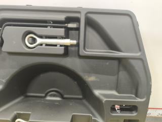 Ящик под инструменты TOYOTA SAI AZK10 2AZFXE 7520175010 2 ракурс Ящик под инструменты TOYOTA SAI AZK10 2AZFXE 7520175010 2 ракурс