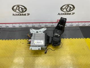Блок навигации Jaguar XE X760 AJ200 GX6319C211JE 1 ракурс Блок навигации Jaguar XE X760 AJ200 GX6319C211JE 1 ракурс