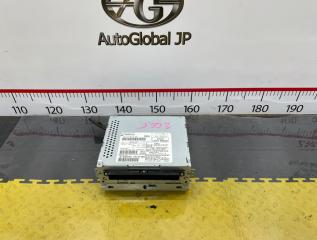 Cd-чейнджер Jaguar XE X760 AJ200 31210433 1 ракурс