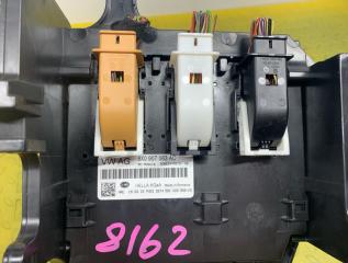Блок предохранителей AUDI Q3 8U CZDA 8X0907063AC 5 ракурс