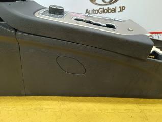 Бардачок между сиденьями Jeep Grand Cherokee WK2 ERB 3.6 5108174AD 3 ракурс Бардачок между сиденьями Jeep Grand Cherokee WK2 ERB 3.6 5108174AD 3 ракурс