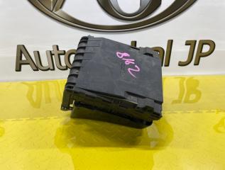 Блок предохранителей AUDI Q3 8U CZDA 3C0937125A 1 ракурс