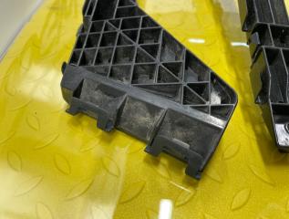 Крепление бампера заднее HONDA CR-V RT6 LFB 71593TLAA01 2 ракурс