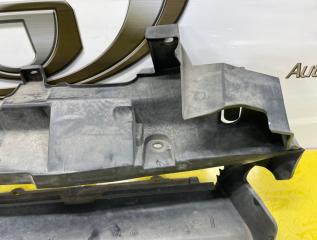 Защита радиатора HONDA CR-V RT6 LFB 71300TNYG01 4 ракурс Защита радиатора HONDA CR-V RT6 LFB 71300TNYG01 4 ракурс