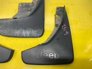 Брызговики комплект Jeep Grand Cherokee WK2 ERB 3.6 - 3 ракурс