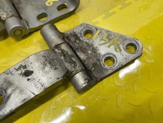 Петли 5-й двери MITSUBISHI PAJERO V43 6G72 MB669300 5 ракурс Петли 5-й двери MITSUBISHI PAJERO V43 6G72 MB669300 5 ракурс
