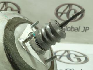 Главный тормозной цилиндр Jeep Grand Cherokee SRT WK2 ESG 6.4 68306574AA 2 ракурс