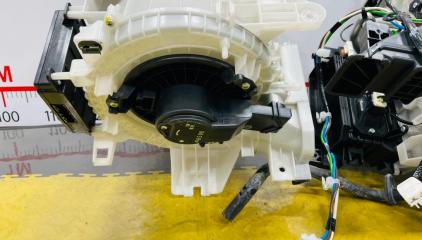 Печка HONDA CR-V RT6 LFB 79305TNYE51 5 ракурс