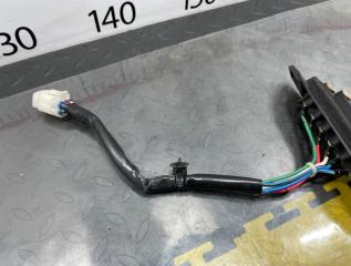 Доводчик двери левый TOYOTA GRANVIA VCH16W 5VZFE 8426226040 3 ракурс Доводчик двери левый TOYOTA GRANVIA VCH16W 5VZFE 8426226040 3 ракурс