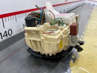 Блок предохранителей TOYOTA TUNDRA UCK40 2UZFE 827300C070 4 ракурс Блок предохранителей TOYOTA TUNDRA UCK40 2UZFE 827300C070 4 ракурс