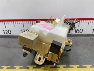Блок предохранителей TOYOTA TUNDRA UCK40 2UZFE 827300C070 5 ракурс Блок предохранителей TOYOTA TUNDRA UCK40 2UZFE 827300C070 5 ракурс