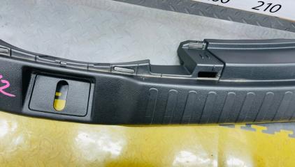 Накладка замка багажника HONDA CR-V RT6 LFB 84641TPAJ51ZA 4 ракурс
