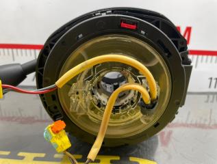 Блок подрулевых переключателей Jeep Grand Cherokee WK2 ERB 3.6 1HE78DX9AF 4 ракурс Блок подрулевых переключателей Jeep Grand Cherokee WK2 ERB 3.6 1HE78DX9AF 4 ракурс