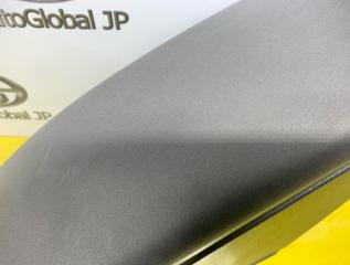 Бардачок между сиденьями TOYOTA PRIUS ZVW30 2ZRFXE 5890147090B2 4 ракурс Бардачок между сиденьями TOYOTA PRIUS ZVW30 2ZRFXE 5890147090B2 4 ракурс