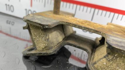 Подушка акпп TOYOTA LAND CRUISER HJ61V 12HT - 5 ракурс