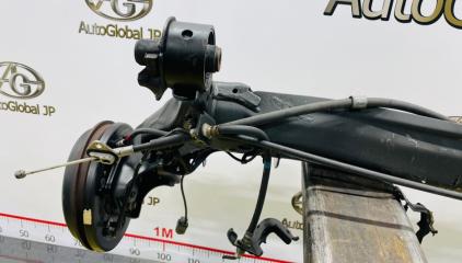 Балка задняя TOYOTA YARIS MXPH10 M15A- FXE 42110K0010 3 ракурс