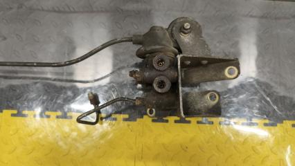 Распределитель тормозной TOYOTA LAND CRUISER PRADO LJ78W 2LTE 4791060050 5 ракурс