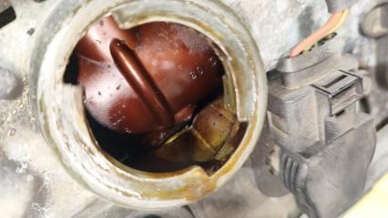 Двигатель Volkswagen Touareg 7L AXQ 077100098RX 5 ракурс