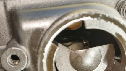 Двигатель Volkswagen Touareg 7L BHK 03H100033L 5 ракурс