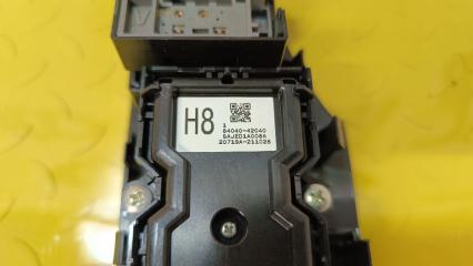 Блок управления стеклами правый передний TOYOTA RAV4 MXAA54 M20AFKS 8404042040 5 ракурс