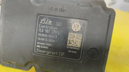 Блок abs Volkswagen Touareg 7L BHK 7L0614517C 4 ракурс