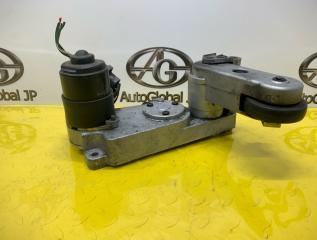 Доводчик двери TOYOTA GRANVIA KCH16 1KZTE 8563026020 3 ракурс Доводчик двери TOYOTA GRANVIA KCH16 1KZTE 8563026020 3 ракурс