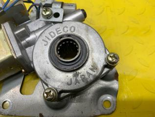 Мотор стеклоподъемника правый задний NISSAN SAFARI VRGY60 TD42 8273005J00 5 ракурс Мотор стеклоподъемника правый задний NISSAN SAFARI VRGY60 TD42 8273005J00 5 ракурс