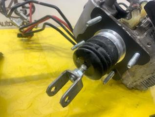 Главный тормозной цилиндр TOYOTA CAMRY AVV50 2ARFXE 4705033130 3 ракурс