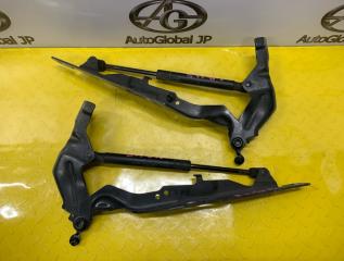 Петля капота Volvo XC70 BZ B6324S 3.2 31385810 2 ракурс Петля капота Volvo XC70 BZ B6324S 3.2 31385810 2 ракурс