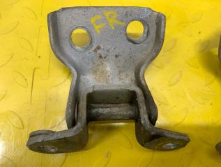 Петля дверная правая передняя ISUZU BIGHORN UBS69 4JG2 8941553152 4 ракурс