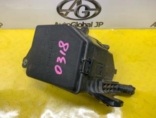 Блок предохранителей TOYOTA RAV4 MXAA54 M20AFKS 8274042120 2 ракурс