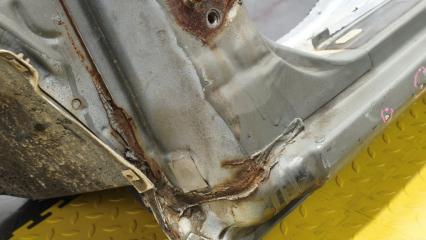 Порог кузова левый MAZDA PROCEED MARVIE UVL6R WLT UB4071270B 4 ракурс