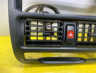 Консоль торпеды MAZDA PROCEED MARVIE UVL6R WLT U01055420B 5 ракурс