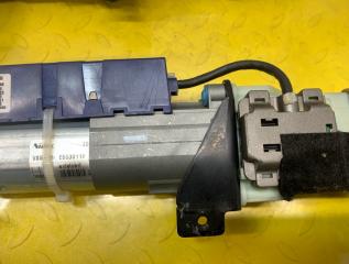 Доводчик двери пятой AUDI Q5 8R CDNC 8R0827851B 4 ракурс