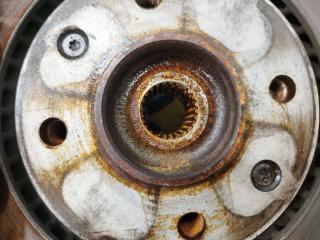 Ступица левая передняя Citroen C4 B7 EP6C 1.6 VTi 5F01 364696 3 ракурс